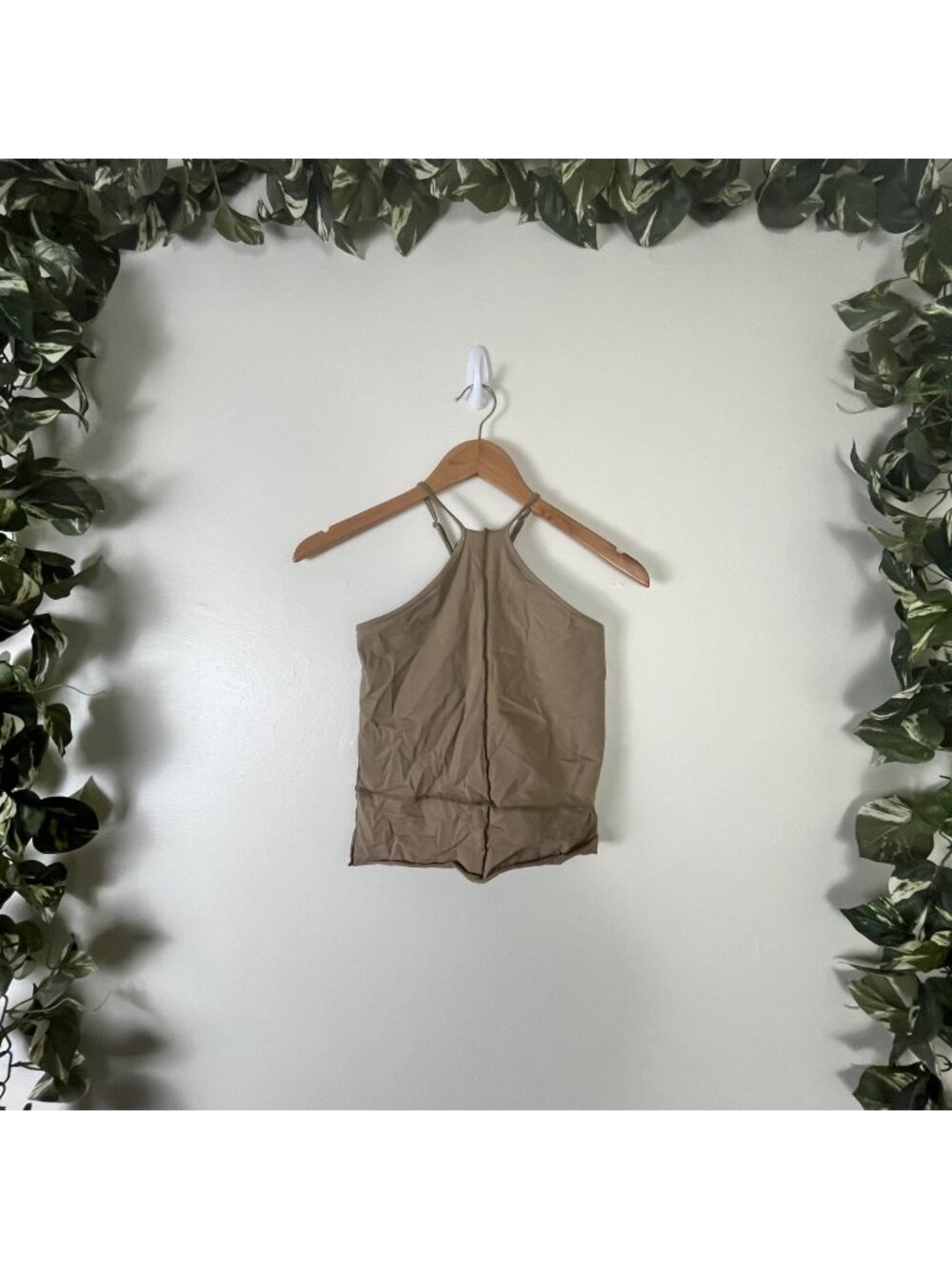 Gilded Intent High Neck Racerback Fitted Crop Tank Top Brown NWT Women’s Size M